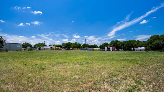 Brenham null-story, null-bed TBD Highway 105-idx