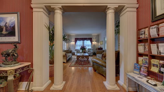 Brenham 2-story, 10-bed 1804 S Park Street-idx