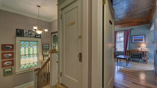 Brenham 2-story, 10-bed 1804 S Park Street-idx