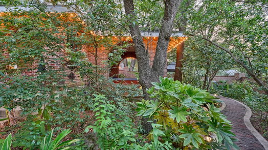 Brenham 2-story, 10-bed 1804 S Park Street-idx
