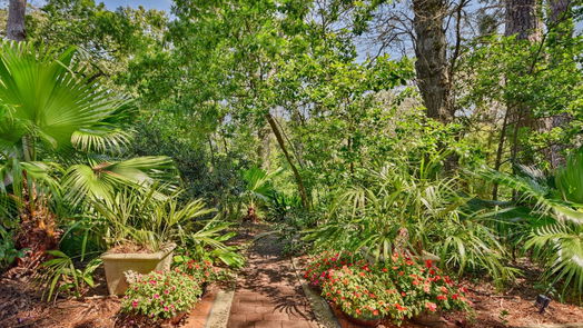 Brenham 2-story, 10-bed 1804 S Park Street-idx