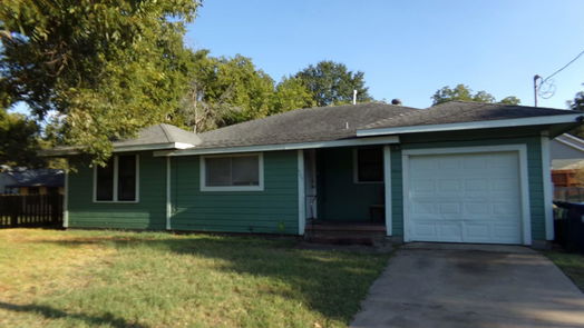 Brenham 1-story, 3-bed 405 W Lubbock Street-idx