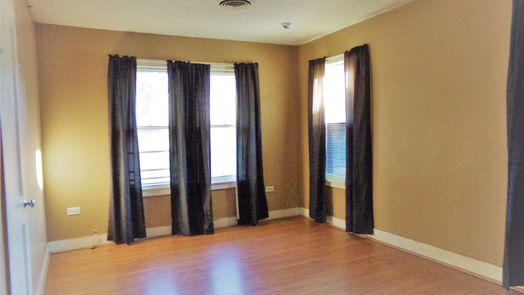 Brenham 1-story, 3-bed 405 W Lubbock Street-idx