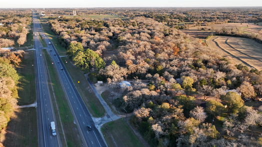 Brenham null-story, null-bed 5605 Highway 290 Highway W-idx