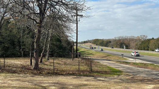 Brenham null-story, null-bed 5605 Highway 290 Highway W-idx