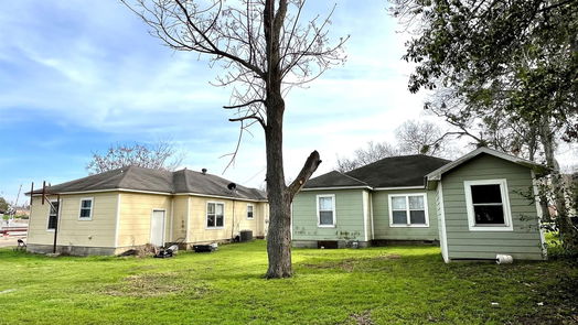 Brenham 1-story, 6-bed 500 & 502 W Third Street-idx