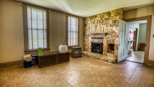 Brenham null-story, 3-bed 6902 Farm to Market 50-idx