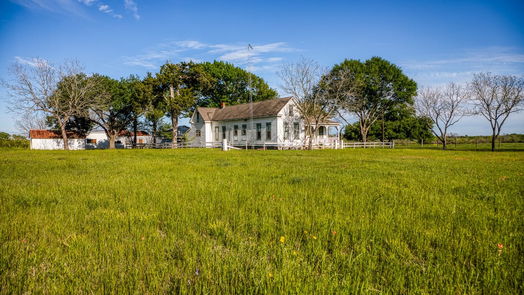 Brenham null-story, 3-bed 6902 Farm to Market 50-idx