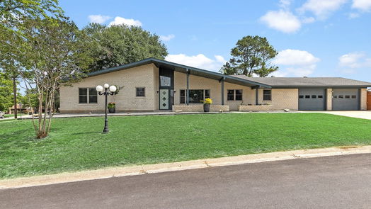 Brenham 1-story, 4-bed 305 Hillcrest Lane-idx
