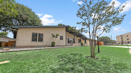 Brenham 1-story, 4-bed 305 Hillcrest Lane-idx