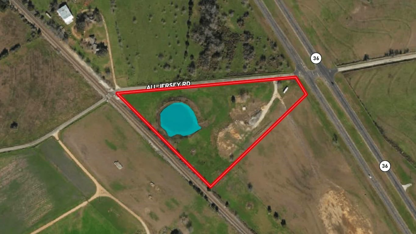 Brenham null-story, null-bed Tract 1 HWY 36 South-idx