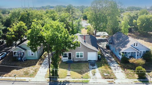 Brenham 2-story, 8-bed 1003 N Park Street-idx