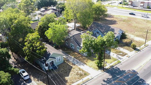 Brenham 2-story, 8-bed 1003 N Park Street-idx