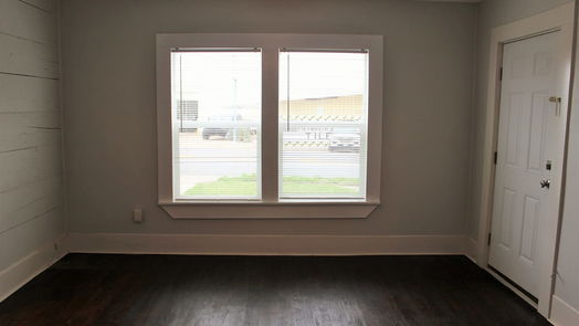 Brenham 2-story, 8-bed 1003 N Park Street-idx