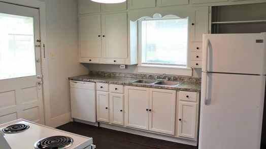 Brenham 2-story, 8-bed 1003 N Park Street-idx