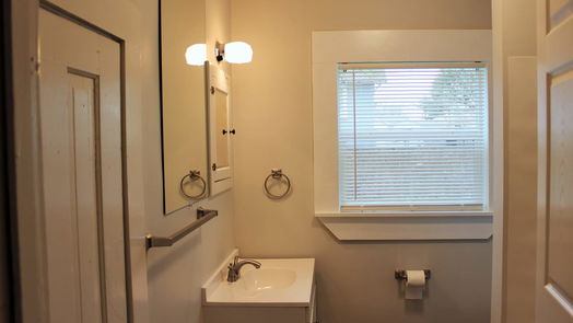 Brenham 2-story, 8-bed 1003 N Park Street-idx
