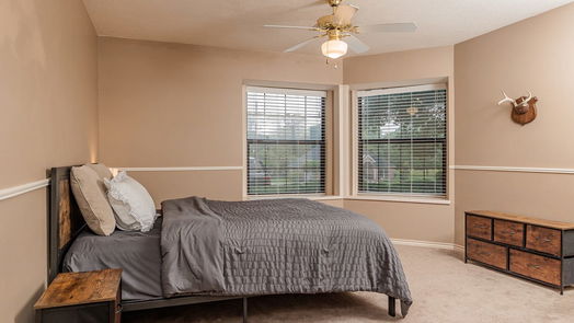 Brenham 2-story, 4-bed 3000 Creekside Drive-idx