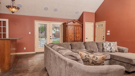 Brenham 2-story, 4-bed 3000 Creekside Drive-idx
