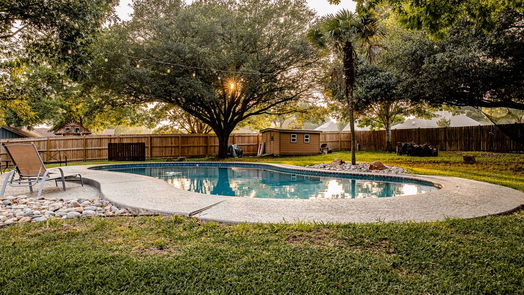 Brenham 2-story, 4-bed 3000 Creekside Drive-idx