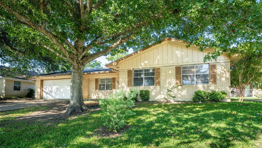 Brenham 1-story, 3-bed 1209 Woodson Lane-idx