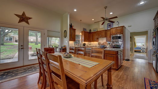 Brenham 1-story, 4-bed 2900-2902 Indian Paint Brush Road-idx