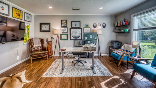Brenham 2-story, 4-bed 204 Oak Hill Drive-idx