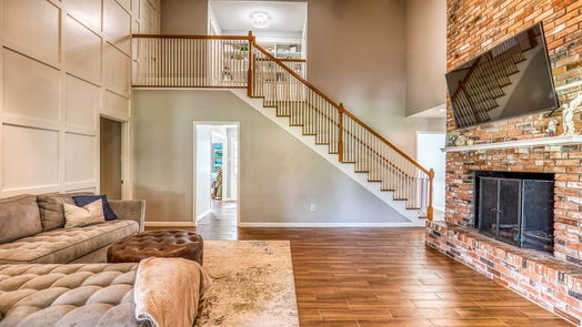 Brenham 2-story, 4-bed 204 Oak Hill Drive-idx