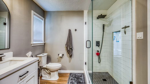 Brenham 2-story, 4-bed 204 Oak Hill Drive-idx
