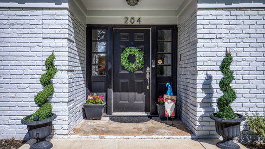 Brenham 2-story, 4-bed 204 Oak Hill Drive-idx