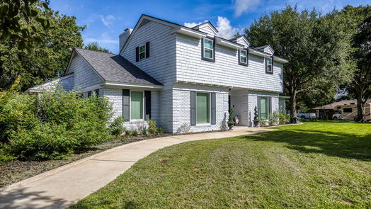 Brenham 2-story, 4-bed 204 Oak Hill Drive-idx