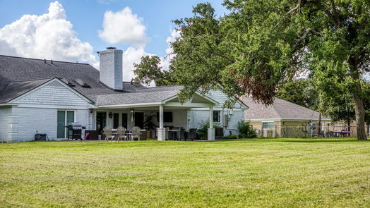 Brenham 2-story, 4-bed 204 Oak Hill Drive-idx