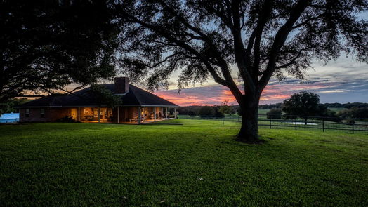 Brenham 1-story, 4-bed 2900-2902 Indian Paint Brush Road-idx