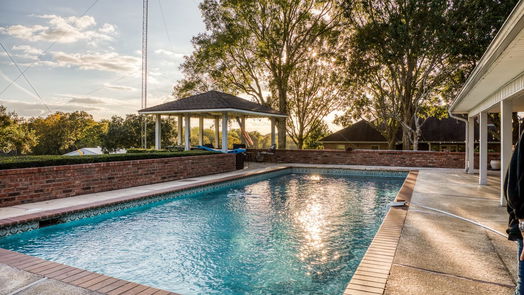Brenham null-story, 4-bed 2900 Indian Paint Brush Road-idx