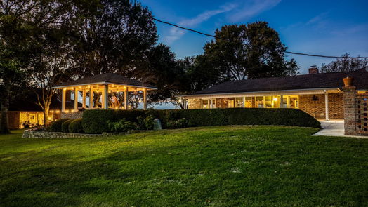 Brenham null-story, 4-bed 2900 Indian Paint Brush Road-idx