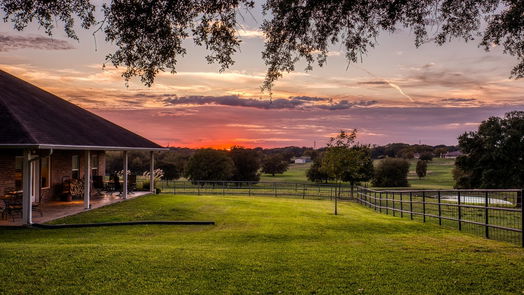 Brenham null-story, 4-bed 2900 Indian Paint Brush Road-idx