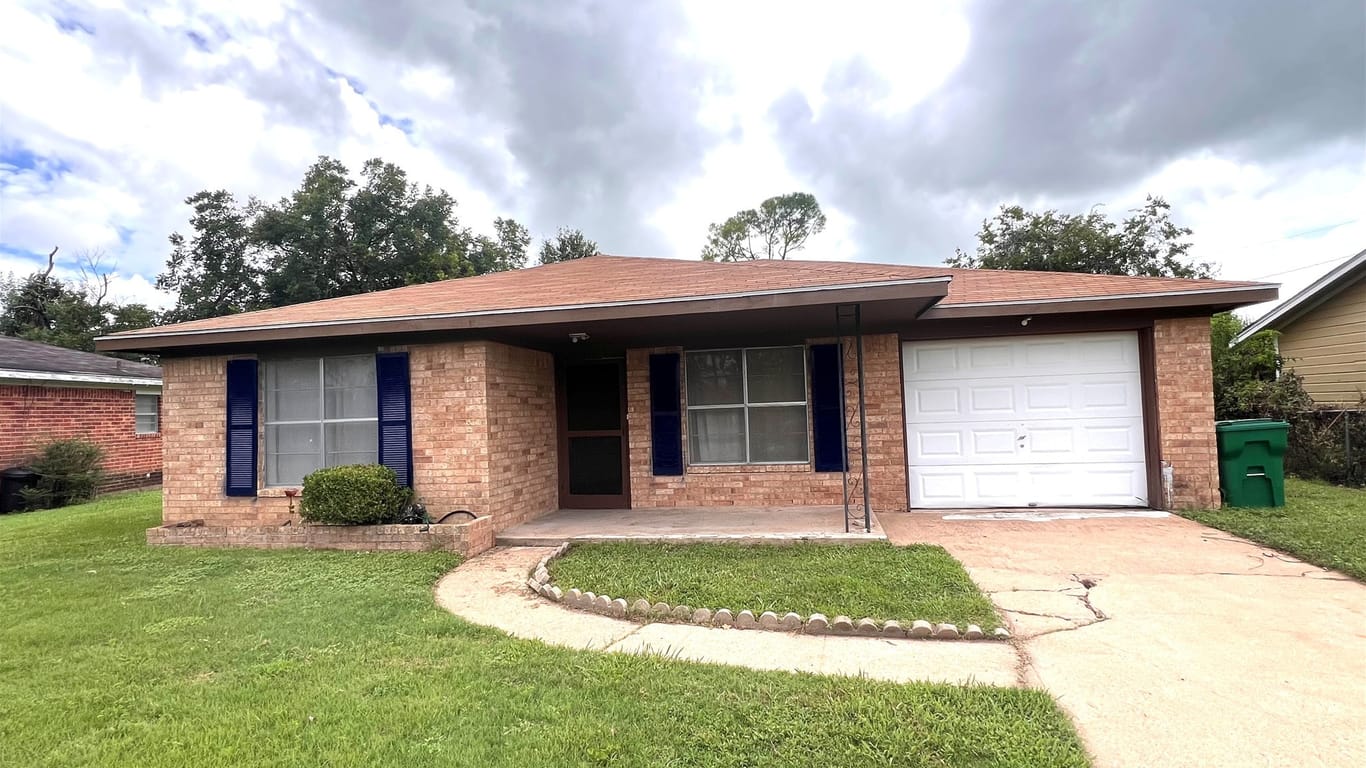Brenham 1-story, 3-bed 206 Heights Circle-idx