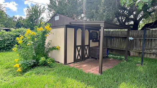Brenham 1-story, 3-bed 1308 Allison Street-idx