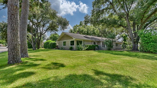 Brenham null-story, 4-bed 203 Munz Street-idx