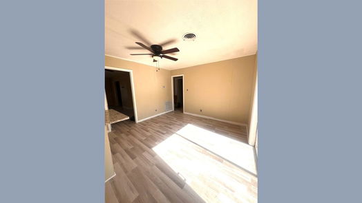 Brenham 1-story, 3-bed 206 Heights Circle-idx