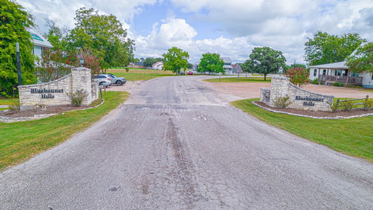 Brenham null-story, null-bed 3727 Azalea St-idx