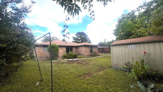 Brenham 1-story, 3-bed 206 Heights Circle-idx
