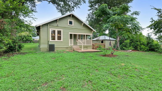 Brenham 1-story, 2-bed 807 W Alamo Street-idx