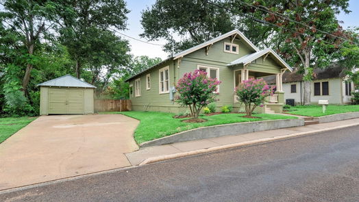 Brenham 1-story, 2-bed 807 W Alamo Street-idx