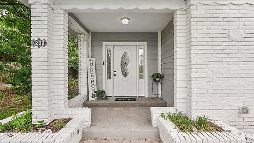 Brenham 2-story, 4-bed 1209 N Park Street-idx