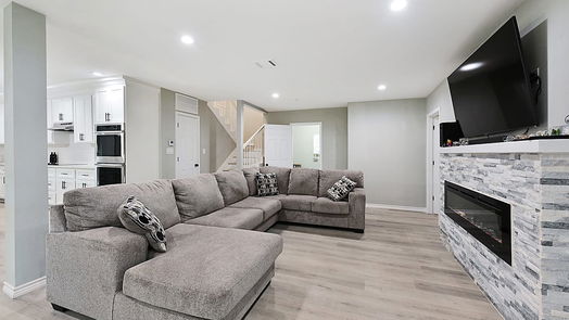Brenham 2-story, 4-bed 1209 N Park Street-idx