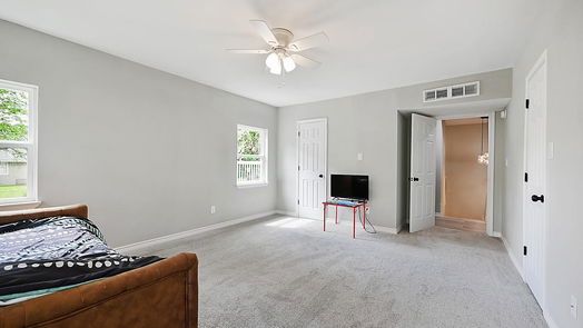 Brenham 2-story, 4-bed 1209 N Park Street-idx