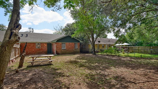 Brenham 1-story, 2-bed 403 Giddings Lane-idx