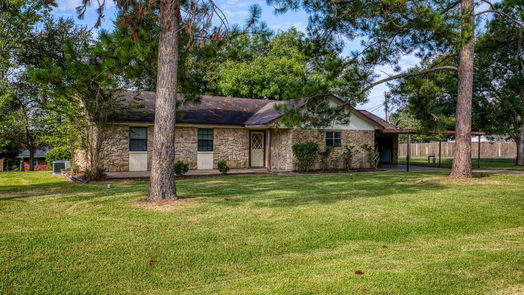 Brenham 1-story, 3-bed 3020 Bluebonnet Boulevard-idx