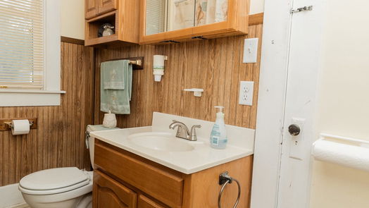 Brenham null-story, 2-bed 810 E Academy Street-idx