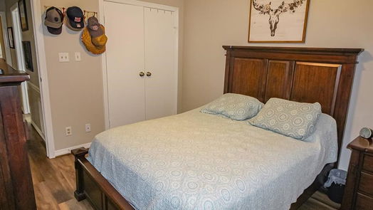 Brenham null-story, 2-bed 2402 Stone Hollow Drive-idx